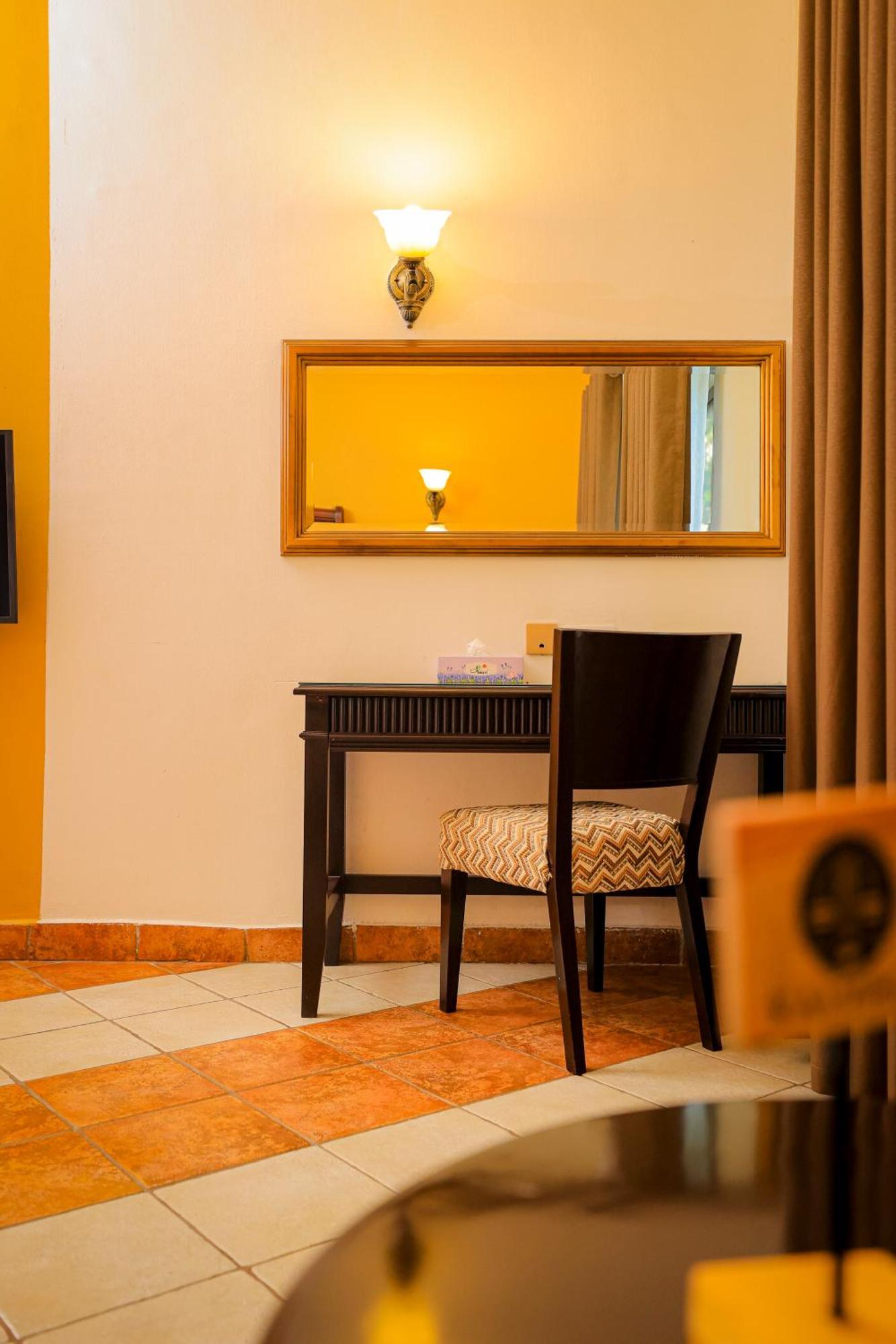 Colosseum Boutique Hotel & Spa Dar es Salaam Room photo